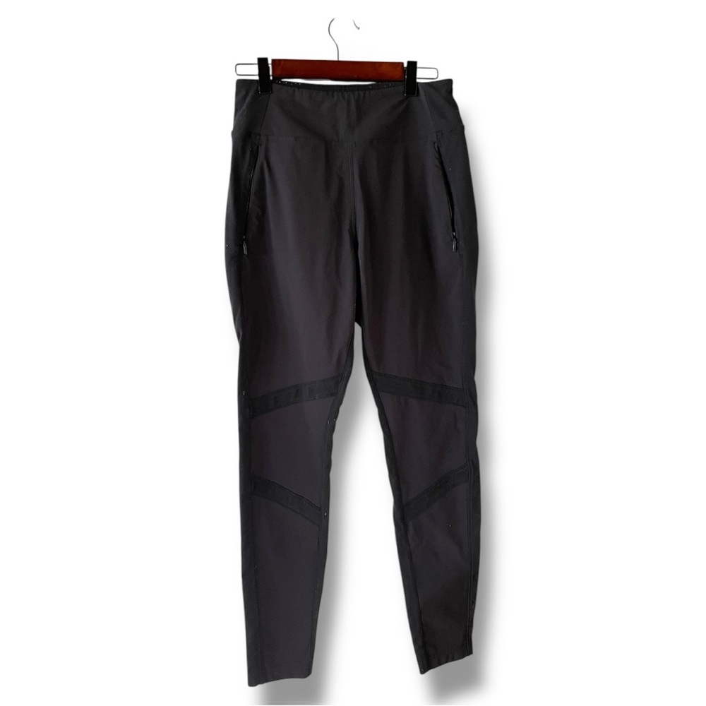 Athleta Black joggers Size 8 Little wear (4) zipped pockets High waist